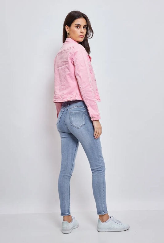 Pink Denim Jacket: Honoring Feminine Elegance!