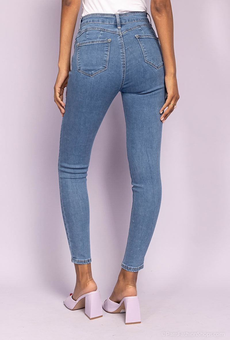 LE JEANS SKINNY PUSH-UP : POUR UNE SILHOUETTE PARFAITE